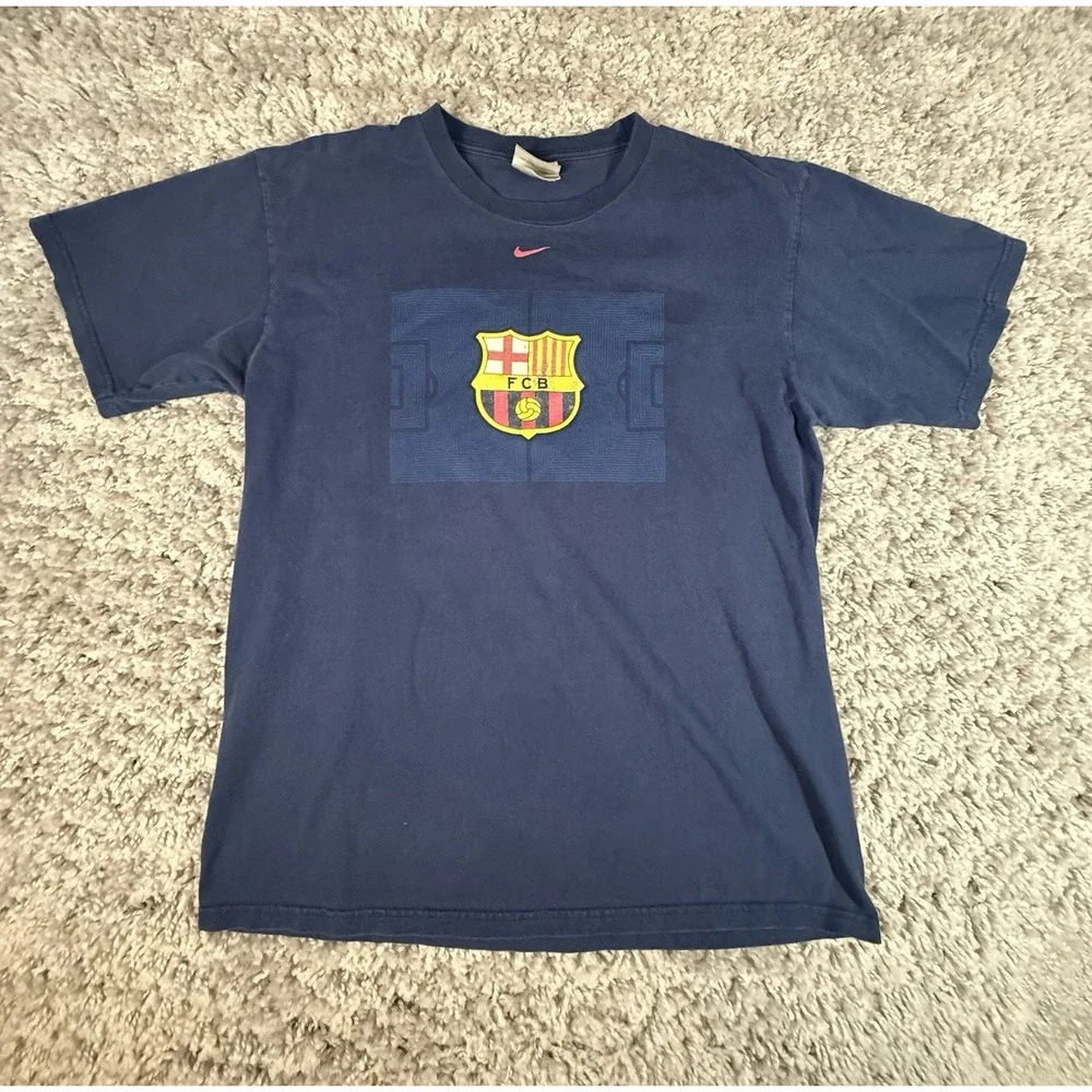 Vintage 90s 00s Barcelona Nike Center Swoosh Soccer Logo CBF T-Shirt Size Medium